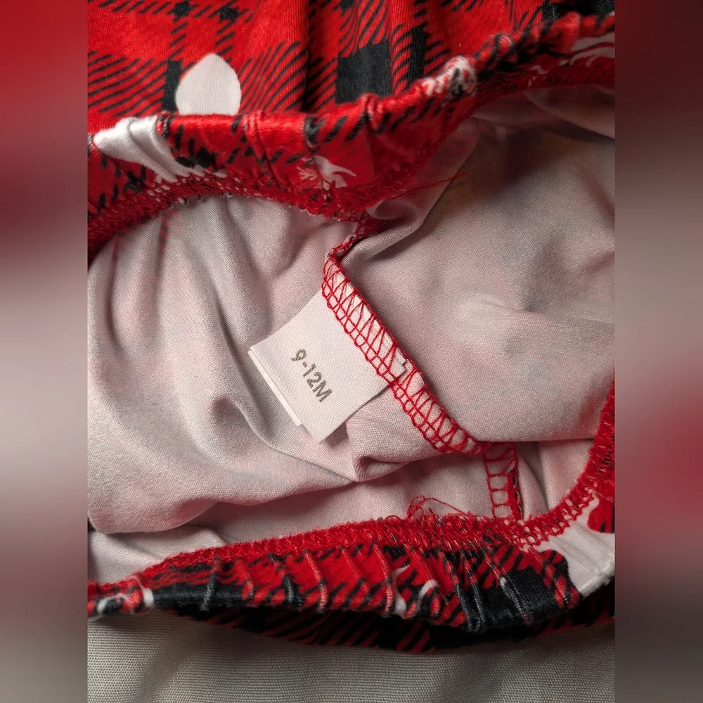 Christmas/Holiday Reindeer Flannel Pattern Pajama Pants Size 9-12 Months‎